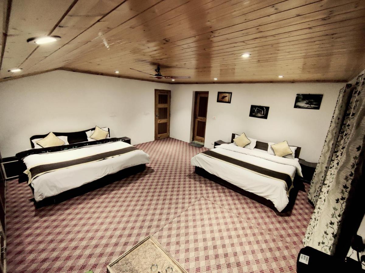 Sheesha Residency Hotel Srīnagar Kültér fotó